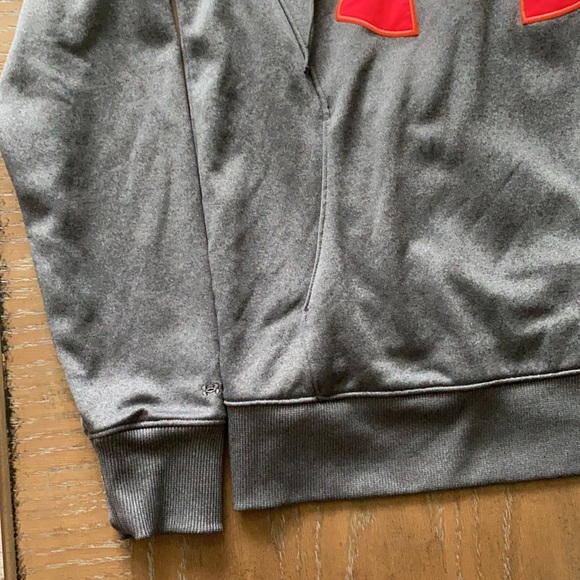Under Armour Sweatshirt - Picture 2 of 6